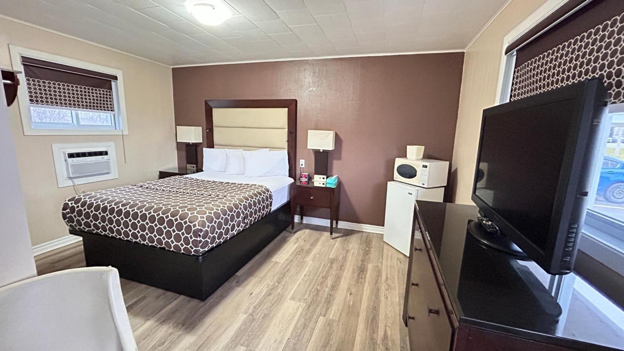 Rogers Motel Smiths Falls Esterno foto