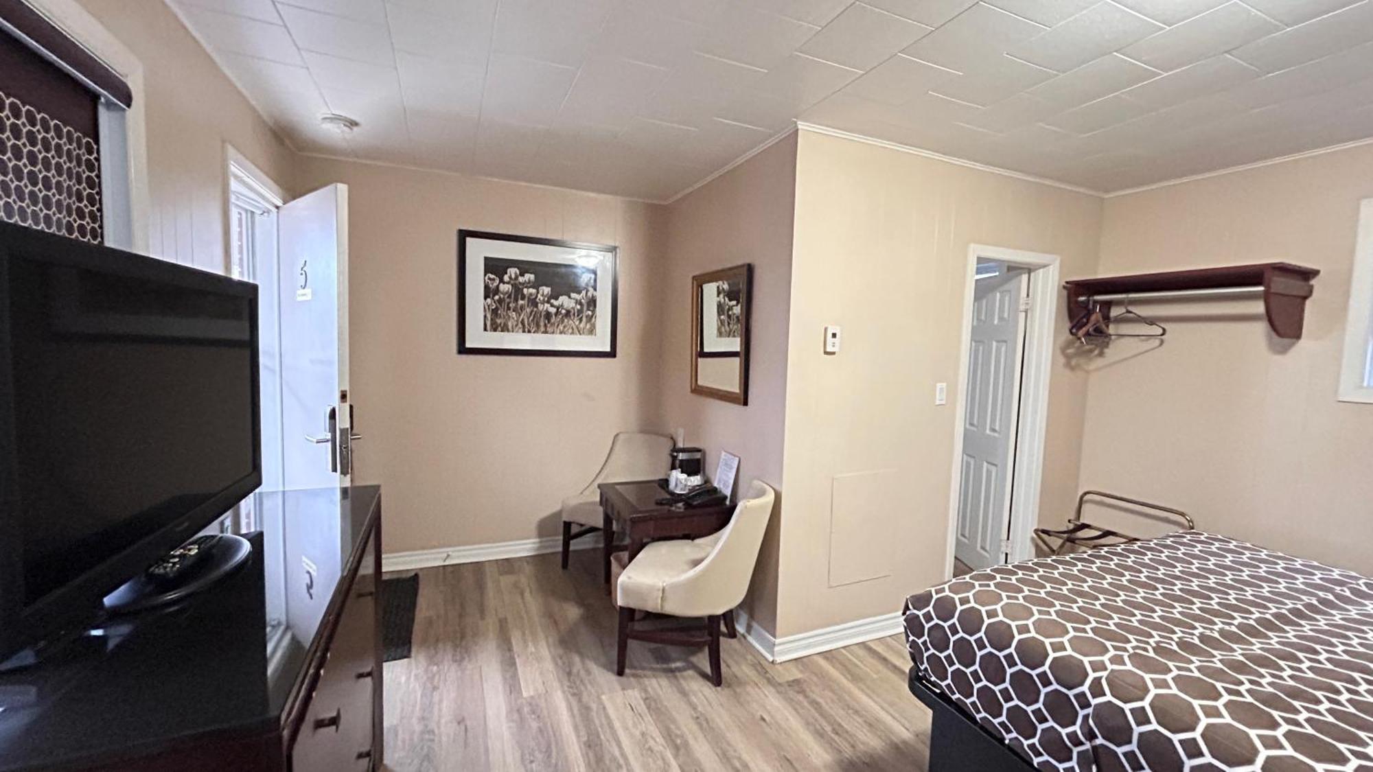 Rogers Motel Smiths Falls Esterno foto